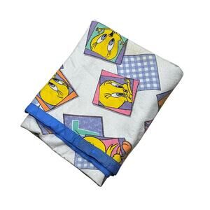 Looney Tunes Vintage 1992 Tweety Bird AOP Print Fleece Blanket White Twin 67x84